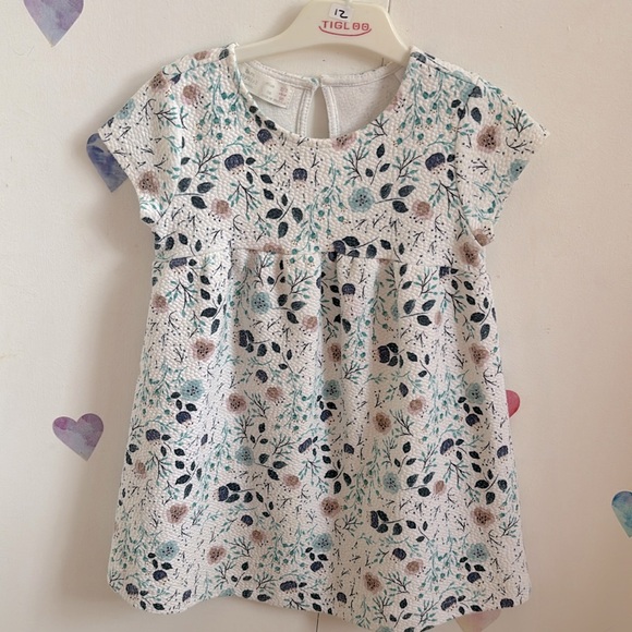 Pretty Zara dress - Picture 1 of 2